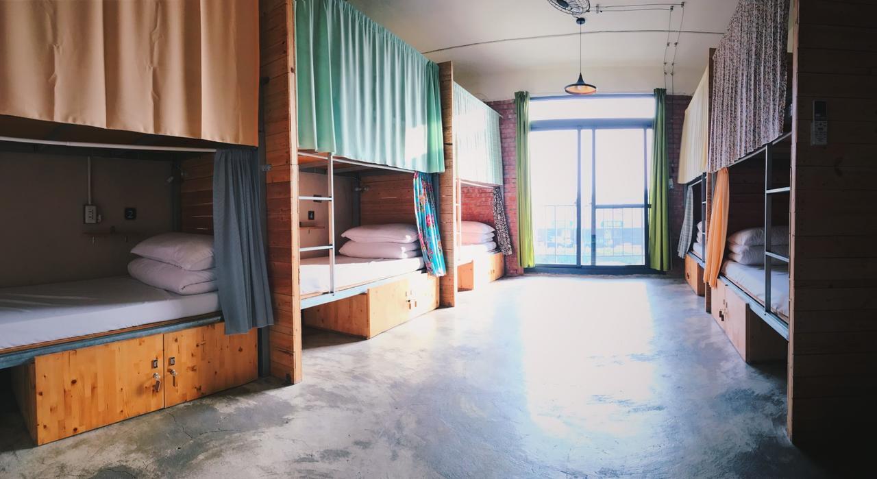 62巷背包客棧 Lane62 Hostel Longjing Exterior foto