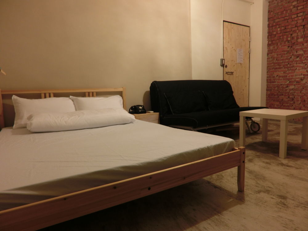 62巷背包客棧 Lane62 Hostel Longjing Exterior foto